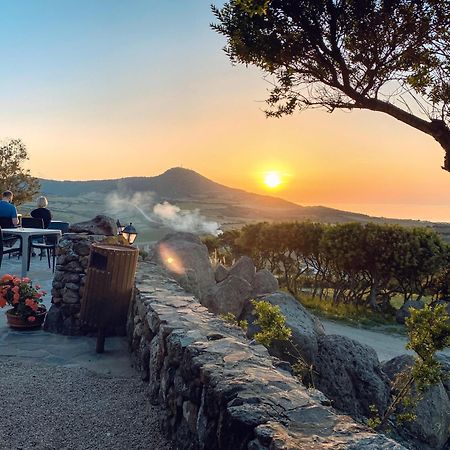 ואלדוריה Agriturismo Monte Istulargiu מראה חיצוני תמונה